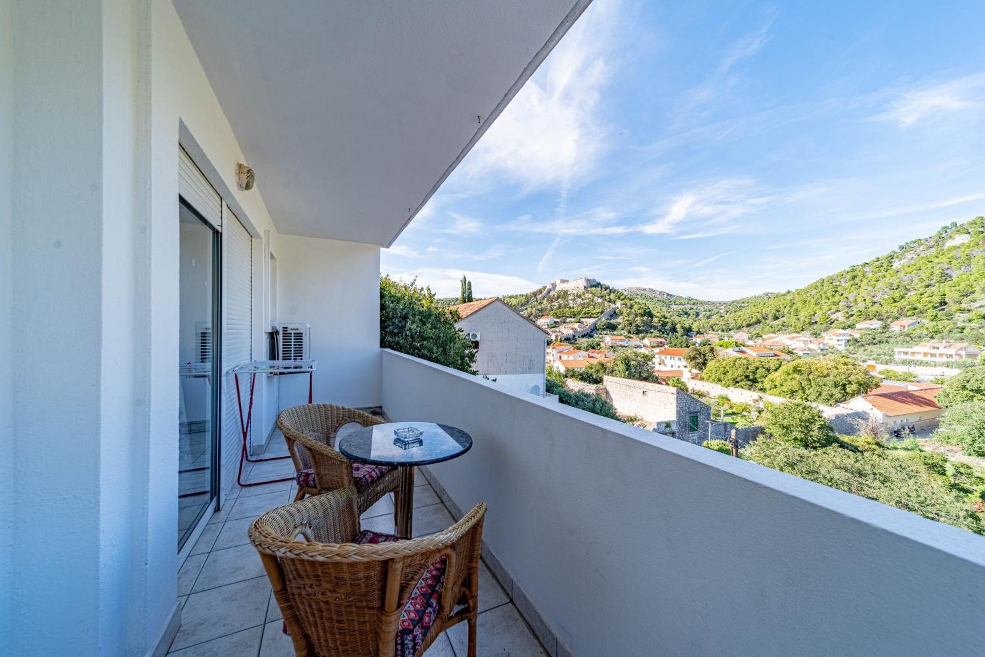 Apartments Barcot Хвар Экстерьер фото